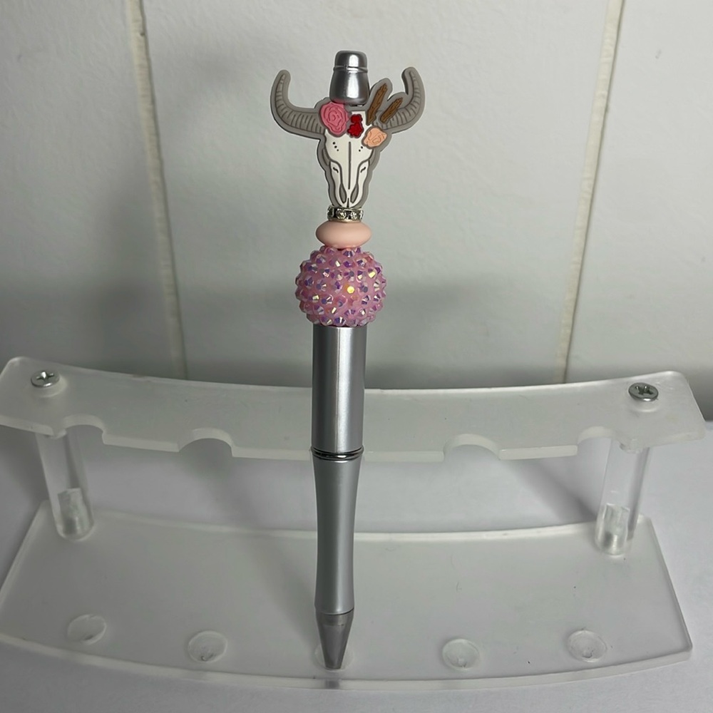 Cow Skull Pen